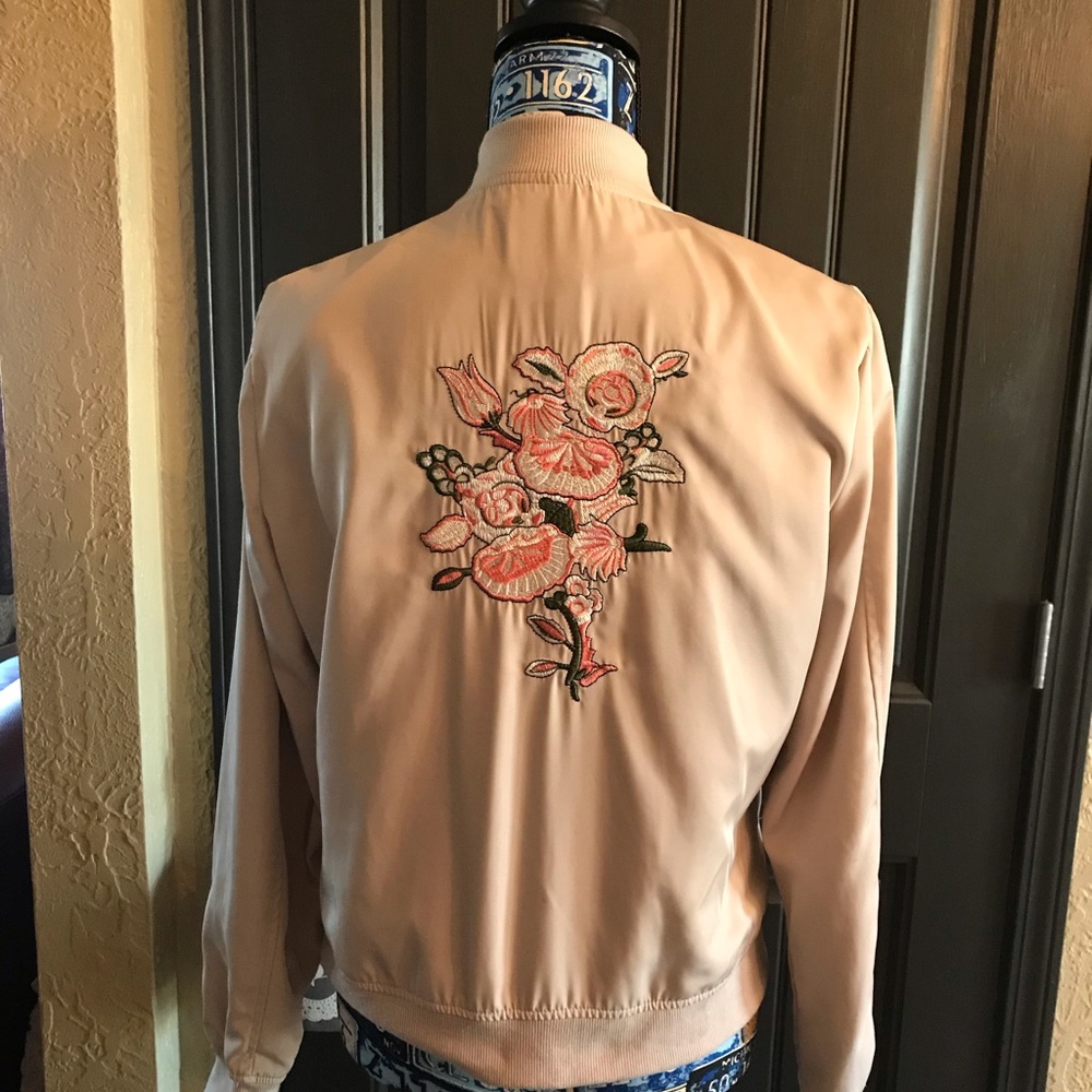 Jacket - Picture 2 of 2